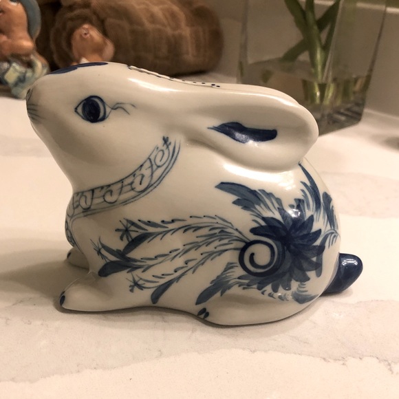 Handcrafted Bunny Bank by Shafford. - Picture 1 of 4